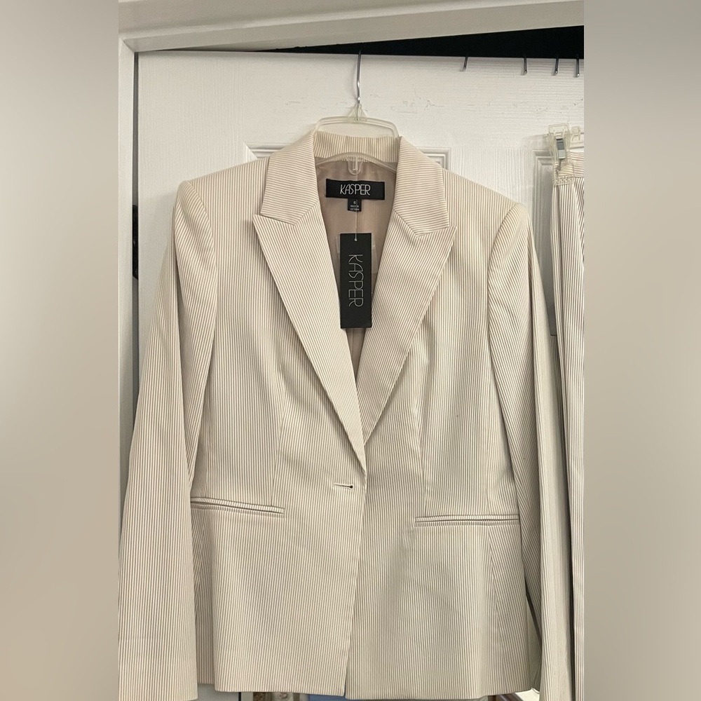 Kapse palm springs taupe multi two piece, straight leg pants and jacket.